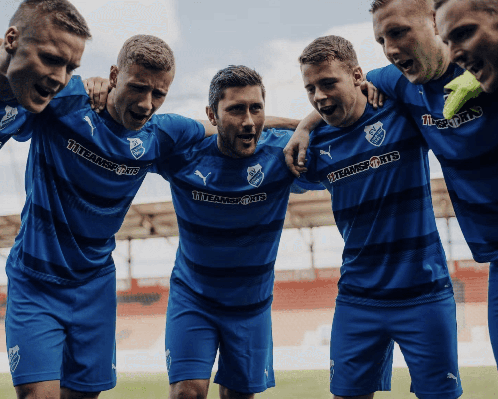 11teamsports group photo