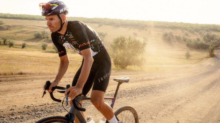 bcbd886b-3627-4f64-9670-cba3b0c42f36